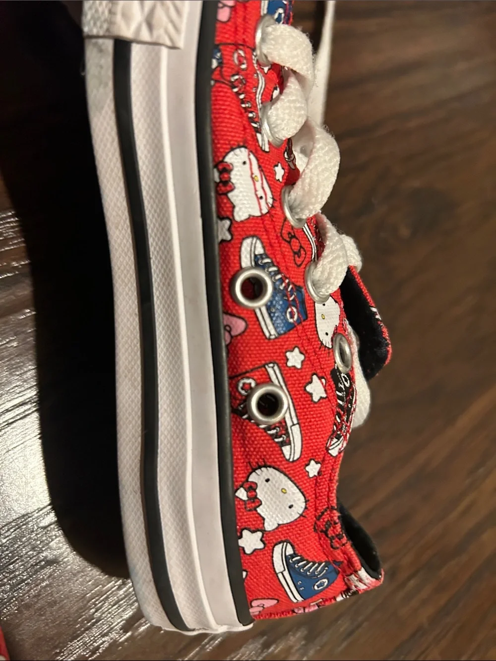 Converse Hello Kitty Kids Red Low-Top Sneakers